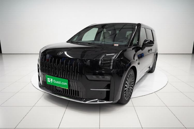 Used Zeekr 009 2024 7-Seater Walk-Through Version Four-Wheel Drive 108 kWh