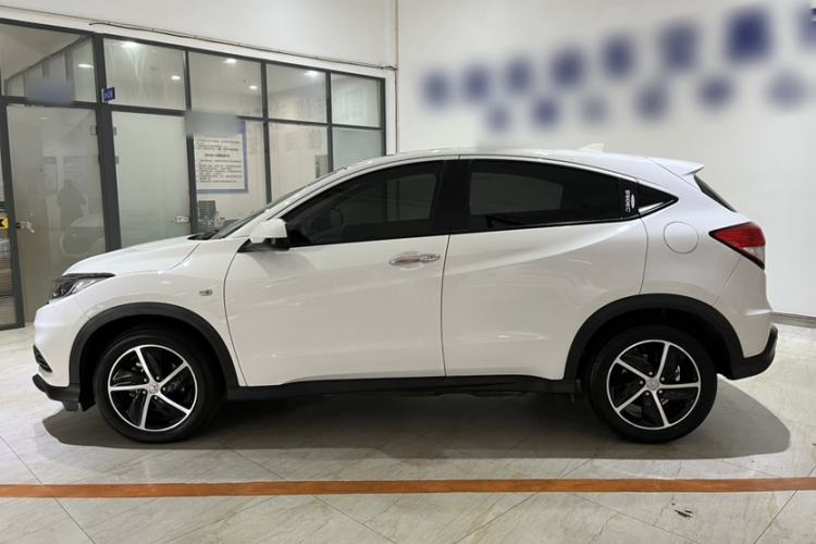 Used Honda Vezel 2020 1.5L CVT Pioneer Edition
