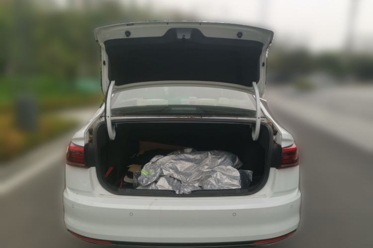 Used Volkswagen Bora 2021 1.5L Automatic Elite Smart Connect Edition Trunk