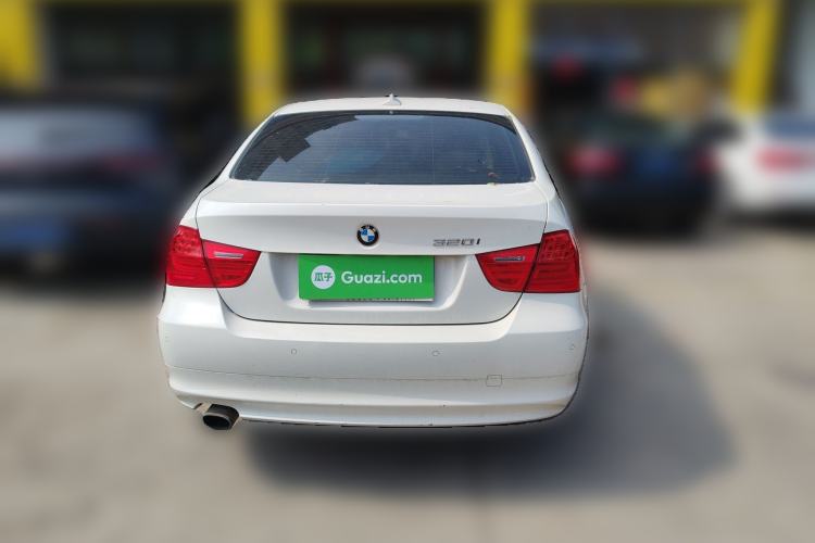Used BMW 3 Series 2010 320i Luxury Model Rear