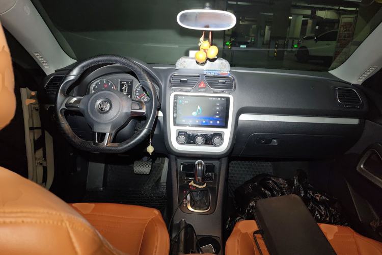 Used Volkswagen Scirocco 2013 1.4TSI GTS Center Console