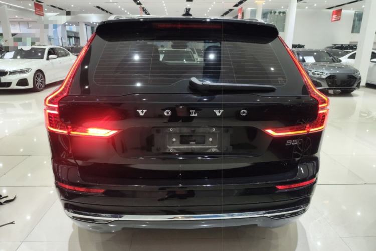 Used Volvo XC60 2024 B5 4x4 Smart Luxury Edition Rear