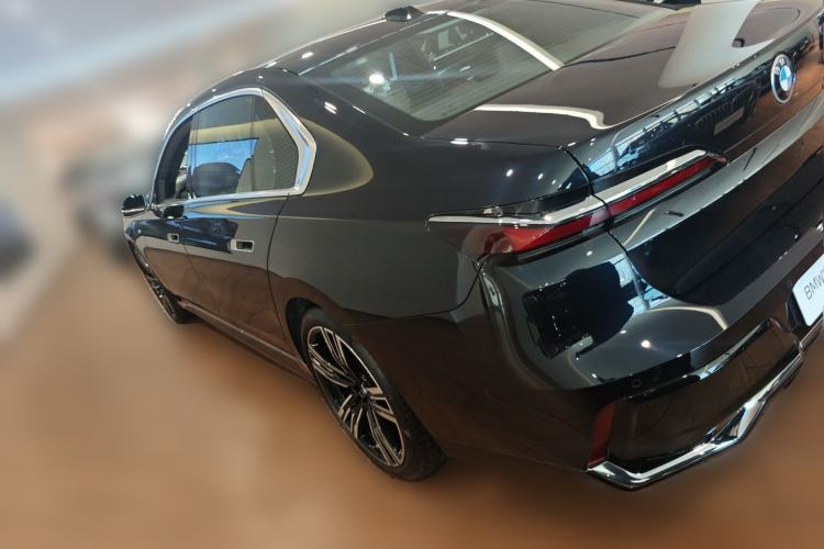 Used BMW 7 Series 2023 Restyled 740Li Luxury Edition M Sport Package Rear Left 45 Deg