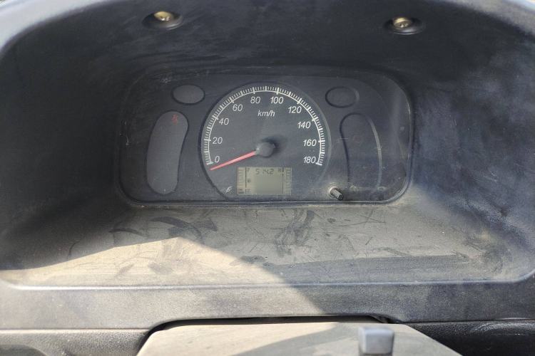 Used Wuling Zhiguang 2015 1.2L Practical LS-I Model
