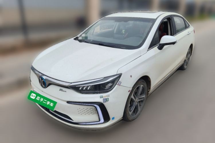 Used BAIC Beijing EU5 2018 R500 Smart Wind Edition