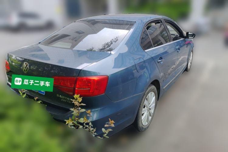 Used Volkswagen Sagitar 2015 230TSI Automatic Comfort Version
