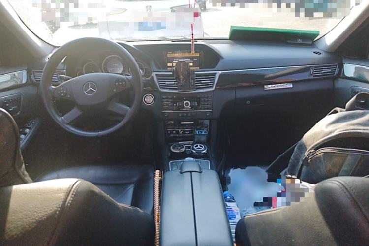 Used Mercedes-Benz E-Class 2010 E 300 L Fashion Model
