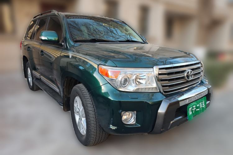 Used Toyota Land Cruiser 2012 4.6L Automatic VX-R
