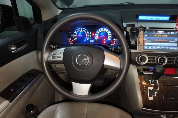 Used Mazda 8 2013 2.5L Elite Edition Steering Wheel