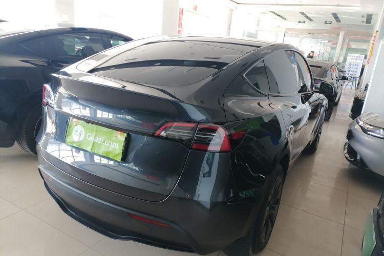 Used Tesla Model Y 2024 Long-Range All-Wheel-Drive Version
