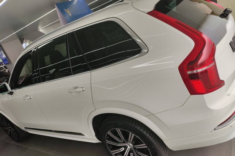 Used Volvo XC90 2023 B5 SmartDrive Luxury Edition 5 Seats
