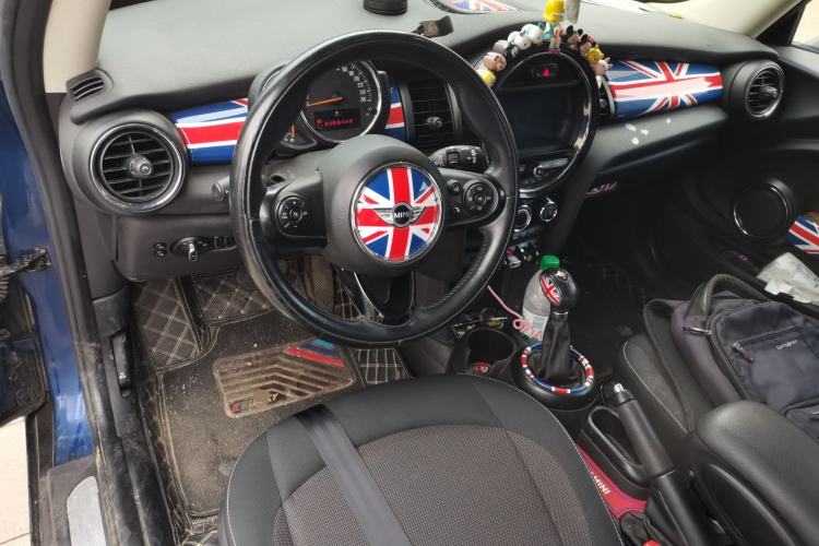 Used MINI 2016 1.2T ONE Pioneer Edition Center Console