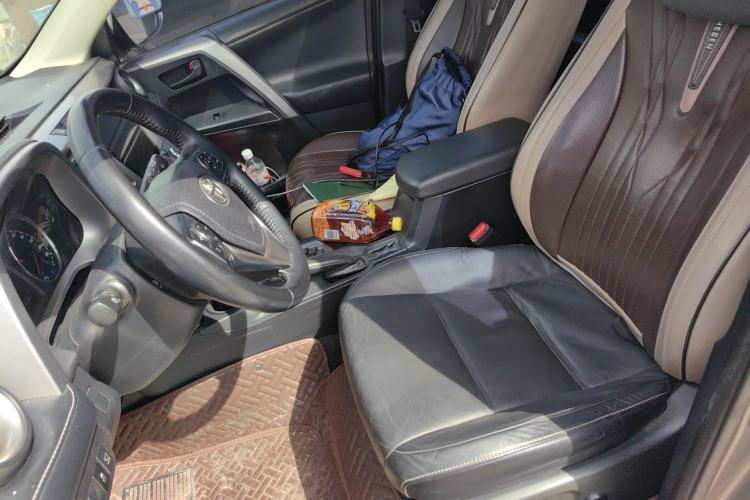 Used Toyota RAV4 2016 2.5L Automatic 4x4 Elite Edition
