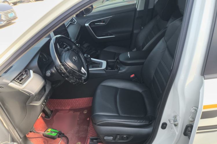 Used Toyota RAV4 2020 2.0L CVT Two-Wheel Drive Fashion PLUS Edition