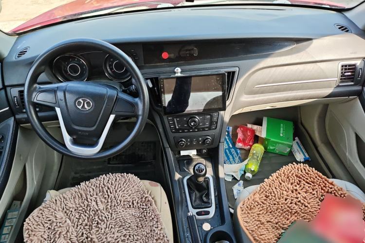 Used BAIC Senova D50 2014 1.5L manual standard version