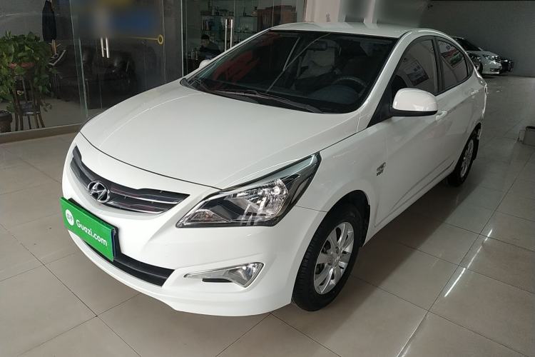 Used Hyundai Verna (older generation) 2014 1.4L Manual Smart GLS Trim
