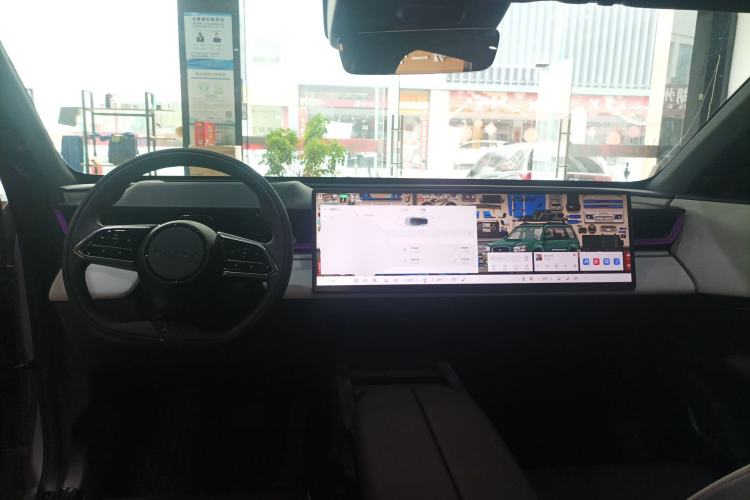 Used Mazda EZ-60 2025 Model Range-Extended 200 Max
