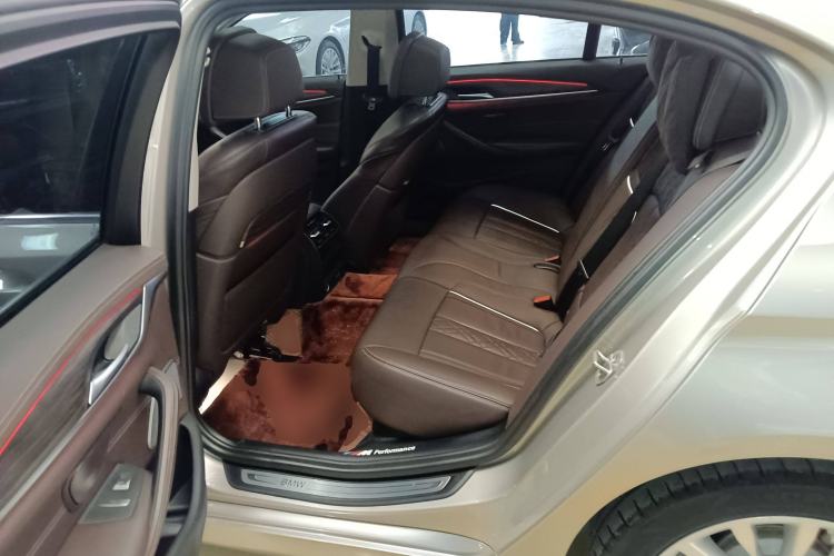 Used BMW 5 Series New Energy 2020 Mileage Upgrade Version 530Le Pioneer Edition Left Rear Seat