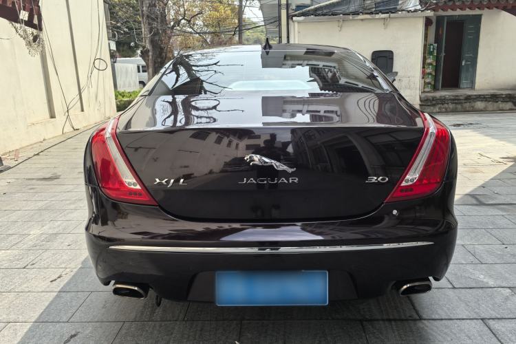 Used Jaguar XJ 2014 XJL 3.0 SC Two-Wheel-Drive Panoramic Business Edition Exterior 5