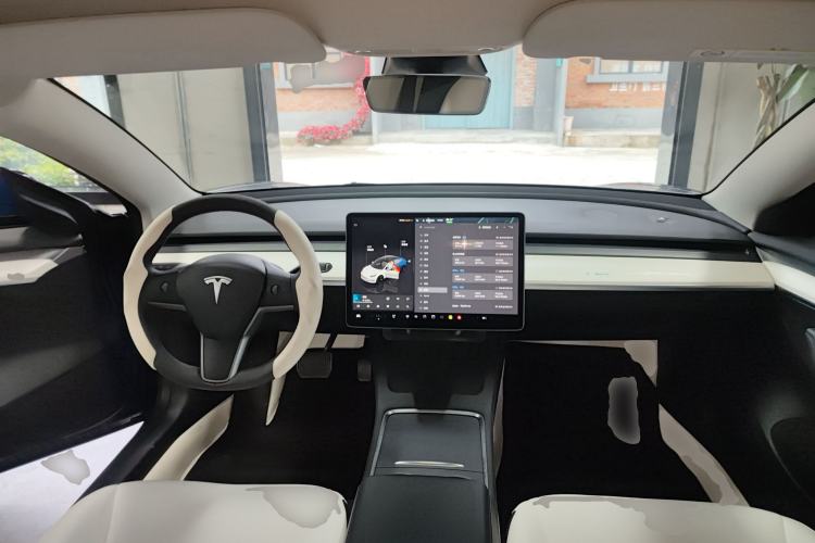 Used Tesla Model 3 2022 Rear-Wheel-Drive Version
