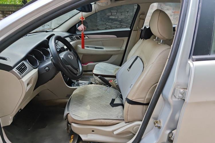 Used Dongfeng Aeolus S30 2011 1.6L Automatic Zunya Model
