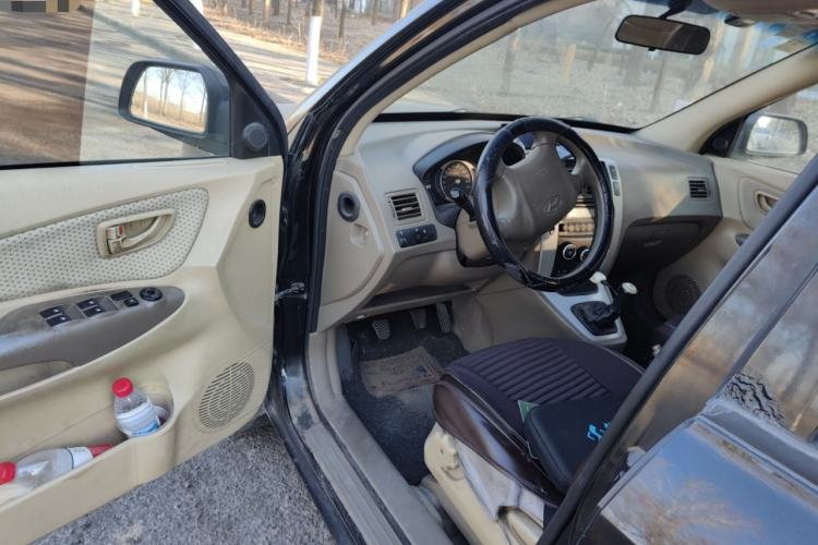 Used Hyundai Tucson 2013 2.0L Manual Two-Wheel Drive Fashion Edition