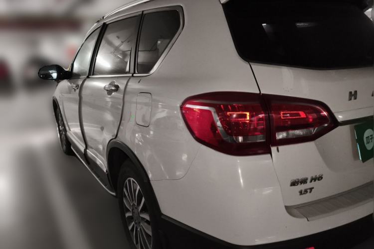 Used Haval H6 2015 Sport Edition 1.5T Automatic Two-Wheel Drive Luxury Model