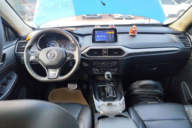 Used Dongfeng Fengon S560 2018 1.8L CVT Elite Model 7 Seats