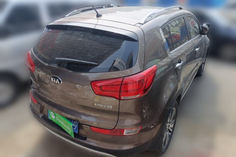 Used Kia Sportage R 2015 2.0L Automatic Two-Wheel Drive DLX Model Exterior 5