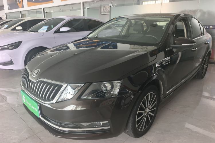 Used Skoda Octavia 2018 TSI230 DSG Luxury Edition