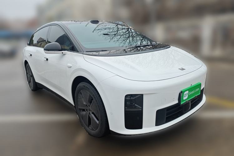 Used Li Auto Li Auto i6 2025 Model Two-Wheel-Drive Standard Type
