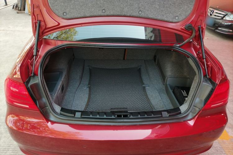 Used BMW 3 Series 2009 330i two-door coupe