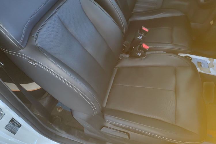 Used Geely Galaxy Panda 2024 Panda Mini 200km Endurance Bear
