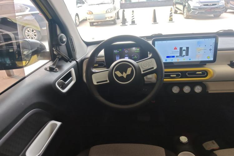 Used Wuling Hongguang MINIEV 2024 3rd Generation 215km Advanced Version