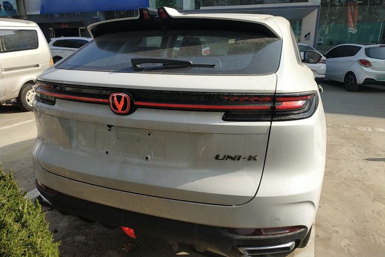 Used Changan UNI-K iDD 2024 ZhiDian iDD 1.5T 135km Smart Leading Model