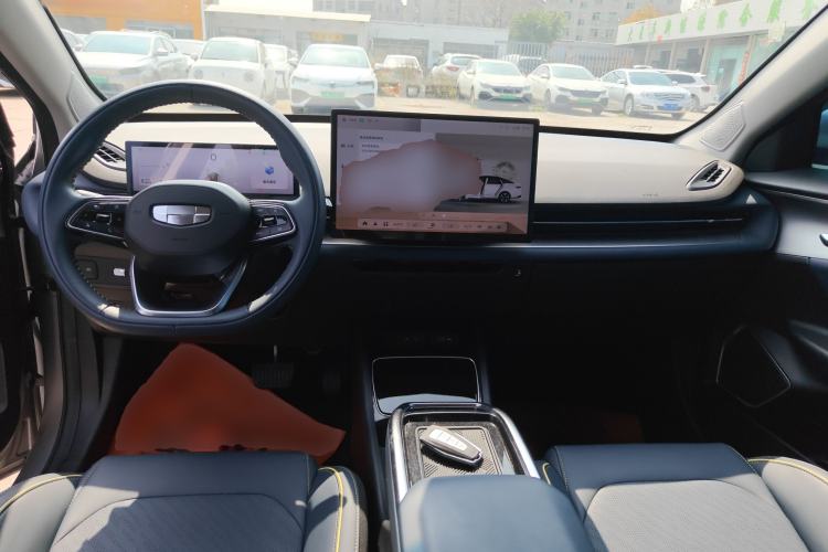 Used Geometry G6 2024 500KM Prestige Version