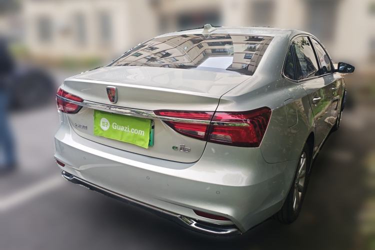 Used Roewe i6 New Energy 2017 45T Hybrid Connect & Smart Enjoyment Edition
