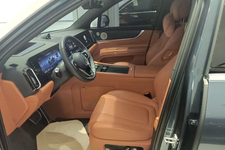 Used Hima AITO M9 2024 Range-Extended Ultra Version 42 kWh 6-Seater Model Left Front Seat