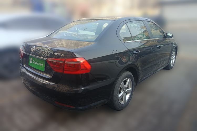 Used Volkswagen Lavida 2013 Revised Classic 1.6L Automatic Fashion Edition
