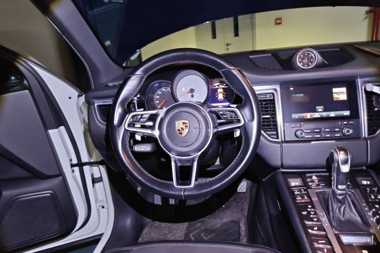 Used Porsche Macan 2017 Macan S 3.0T Steering Wheel