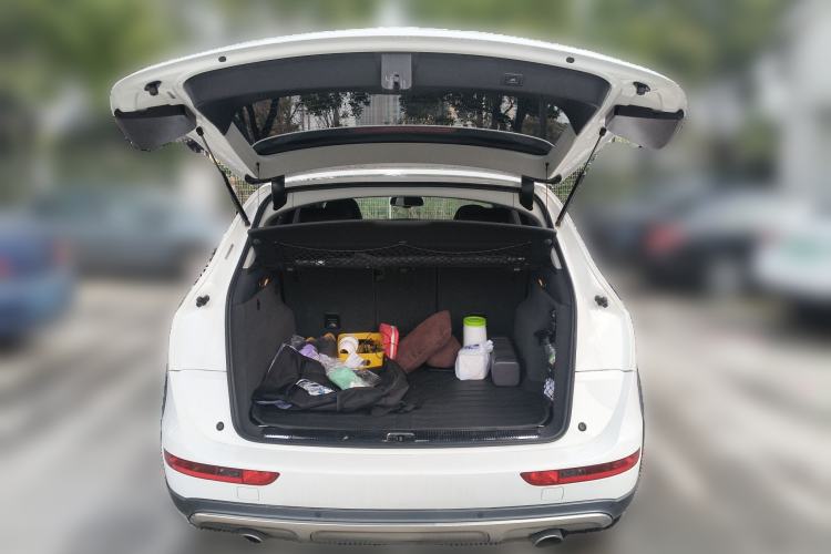 Used Audi Q5 2017 Plus 40 TFSI Technology Model
