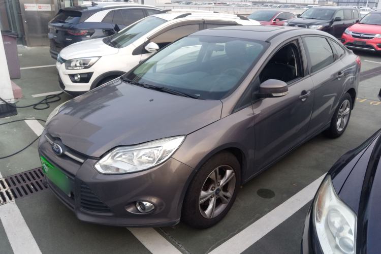 Used Ford Focus 2012 Sedan 1.6L Automatic Fashion Edition