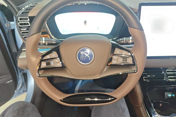 Used BYD Han 2023 EV Champion Edition 605KM Front-Drive Premium Model Steering Wheel