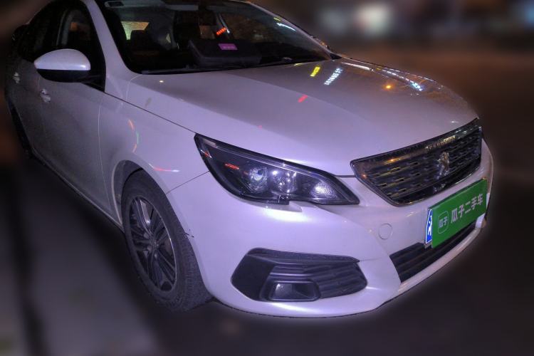 Used Peugeot 308 2018 1.6L Automatic Luxury Edition Front Right 45 Deg