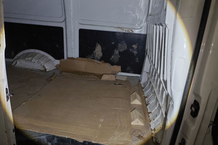 Used Dongfeng Yufeng EM26 2023 Standard Edition 41.472 kWh Henan Lithium Power Left Rear Seat