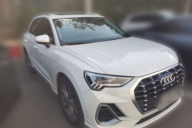 Used Audi Q3 2020 40 TFSI Fashion Dynamic Model
