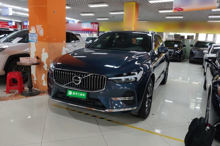 Used Volvo XC60 2024 B5 4x4 Smart Luxury Edition