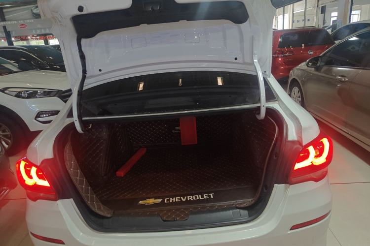 Used Chevrolet Cavalier 2019 320 Automatic Enjoyment with Sunroof Trunk