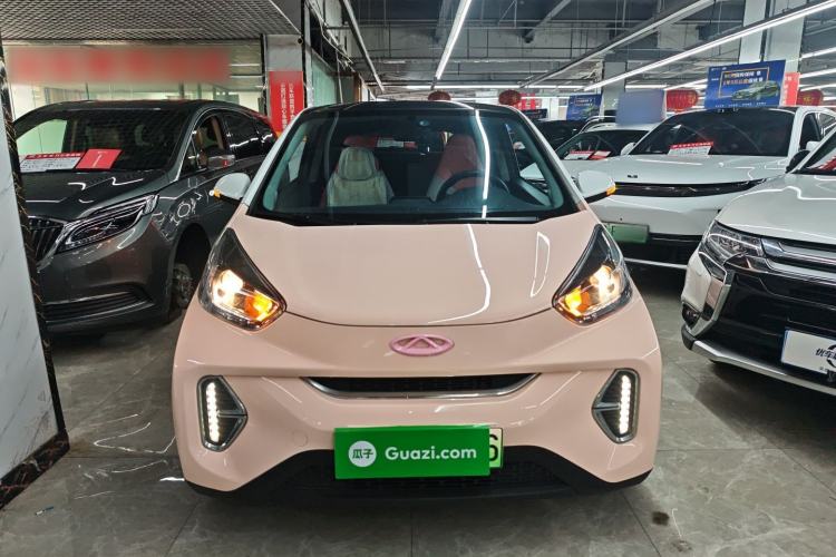 Used Chery Little Ant 2022 Restyled Version Sweet Pink Edition Half-Sugar Version 30.6 kWh 30 kW 301 km
