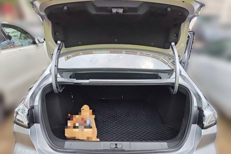 Used Peugeot 408 2022 1.6T Light-Chasing Edition
